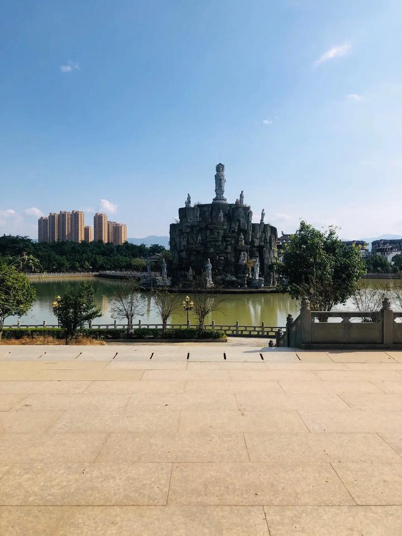 周公解梦梦见荡秋千是什么意思 梦见荡秋千啥意思 周公解梦梦见荡秋千是什么意思 梦见荡秋千啥意思